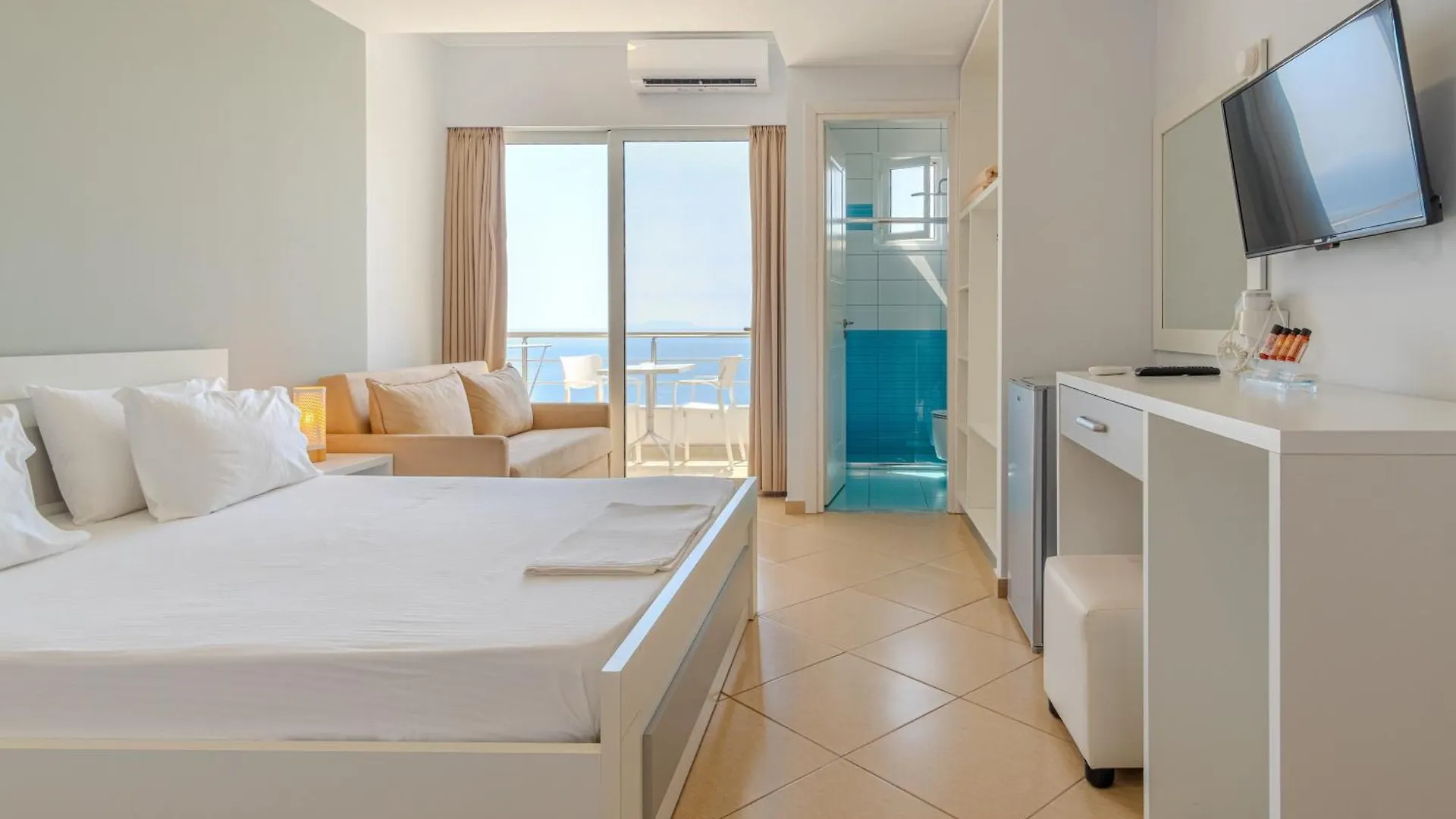 Aphrodite'S Garden Himare Hotel